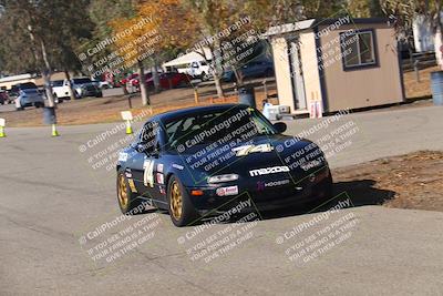 media/Nov-17-2024-CalClub SCCA (Sun) [[5252d9c58e]]/Around the Pits/